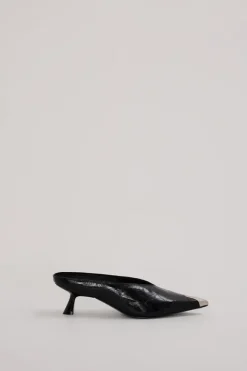 ALIAS MAE GOJI HEEL BLACK