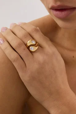 AMBER SCEATS BLOSSOM RING