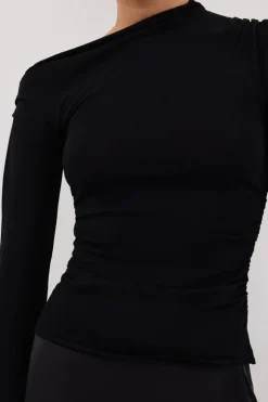 ARIEL BLACK SLEEVED KNIT TOP