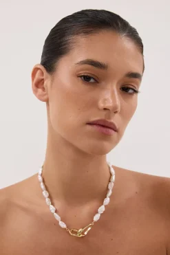 F+H GOLD FOUNDATION PEARL NECKLACE