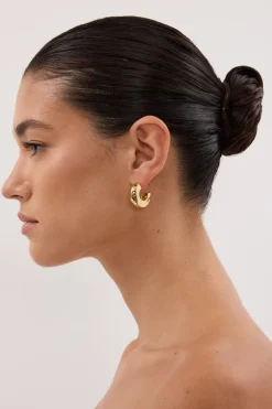 F+H GOLD HAMMERED CHUBBY HOOPS
