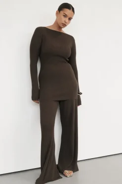 JOY DARK OLIVE LONGLINE KNIT TOP