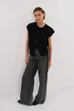 KATE BLACK KNIT VEST
