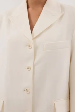 LIV CREAM BOYFRIEND BLAZER