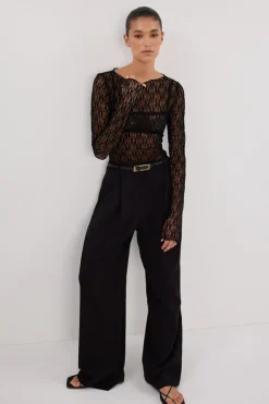 LIZZIE BLACK LACE LONG SLEEVE TOP
