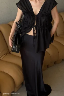 QUINN BLACK LINEN RUFFLE TOP