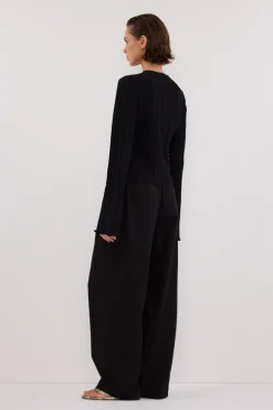 SYLVIA BLACK CREW KNIT TOP
