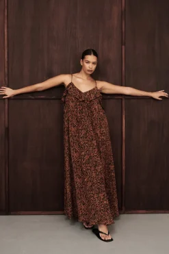 TERRA CAPRI RUST SLEEVELESS MAXI DRESS