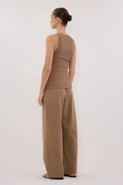 THEO TAN TANK