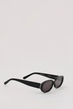 VELVET CANYON BLACK MANNEQUIN SUNGLASSES