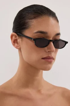 VELVET CANYON BLACK VOYAGEUSE SUNGLASSES